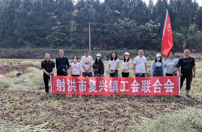 赤水市复兴镇中秋赏月活动，共赏明月，温情传递祝福