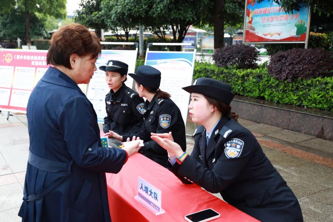 珠晖区社保服务纪实，面对面政策宣传，暖心服务心贴心