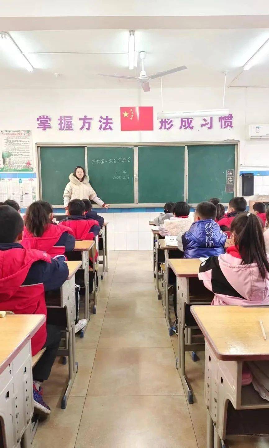 广平镇麻庄小学语文教研活动，探索卓越语文教学之路